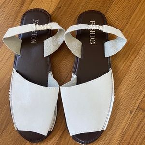 Fashion sandals